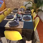 Grande Maison En Pierre Au Coeur Du Village Provencal Du Xie Siecle 10 Personnes *