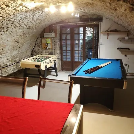 펜션 Grande Maison En Pierre Au Coeur Du Village Provencal Du Xie Siecle 10 Personnes *
