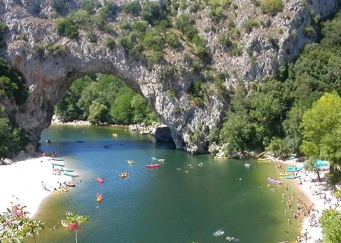 Grande Maison En Pierre Au Coeur Du Village Provencal Du Xie Siecle 10 Personnes Saint-André-de-Roquepertuis