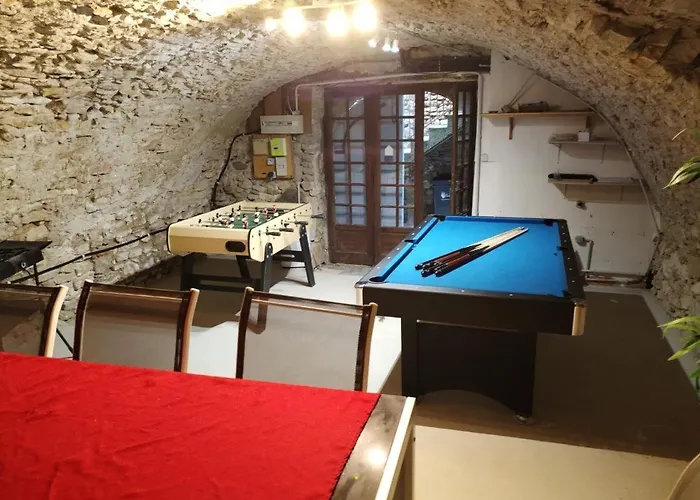 بيت للعطل Grande Maison En Pierre Au Coeur Du Village Provencal Du Xie Siecle 10 Personnes *